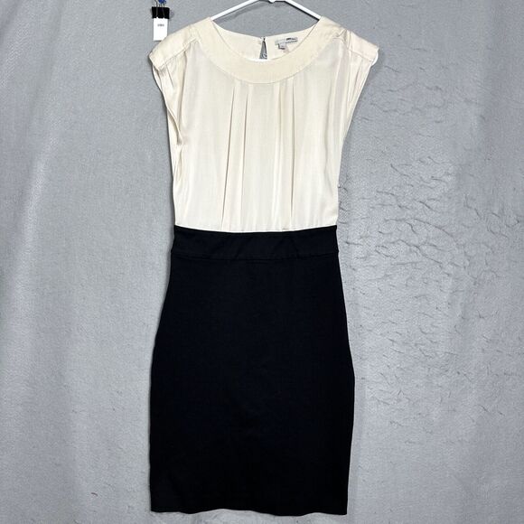 Halogen Dresses & Skirts - Halogen Dress Womens  Beige Black Sleeveless Fitted Trim Sheath Size 4